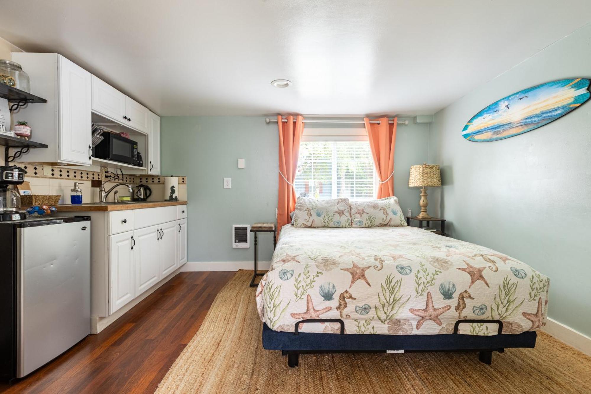 Enchanted Cottages By The Sea Seaview Room photo
